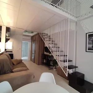https://carihuela-home.hotelsinnerja.org